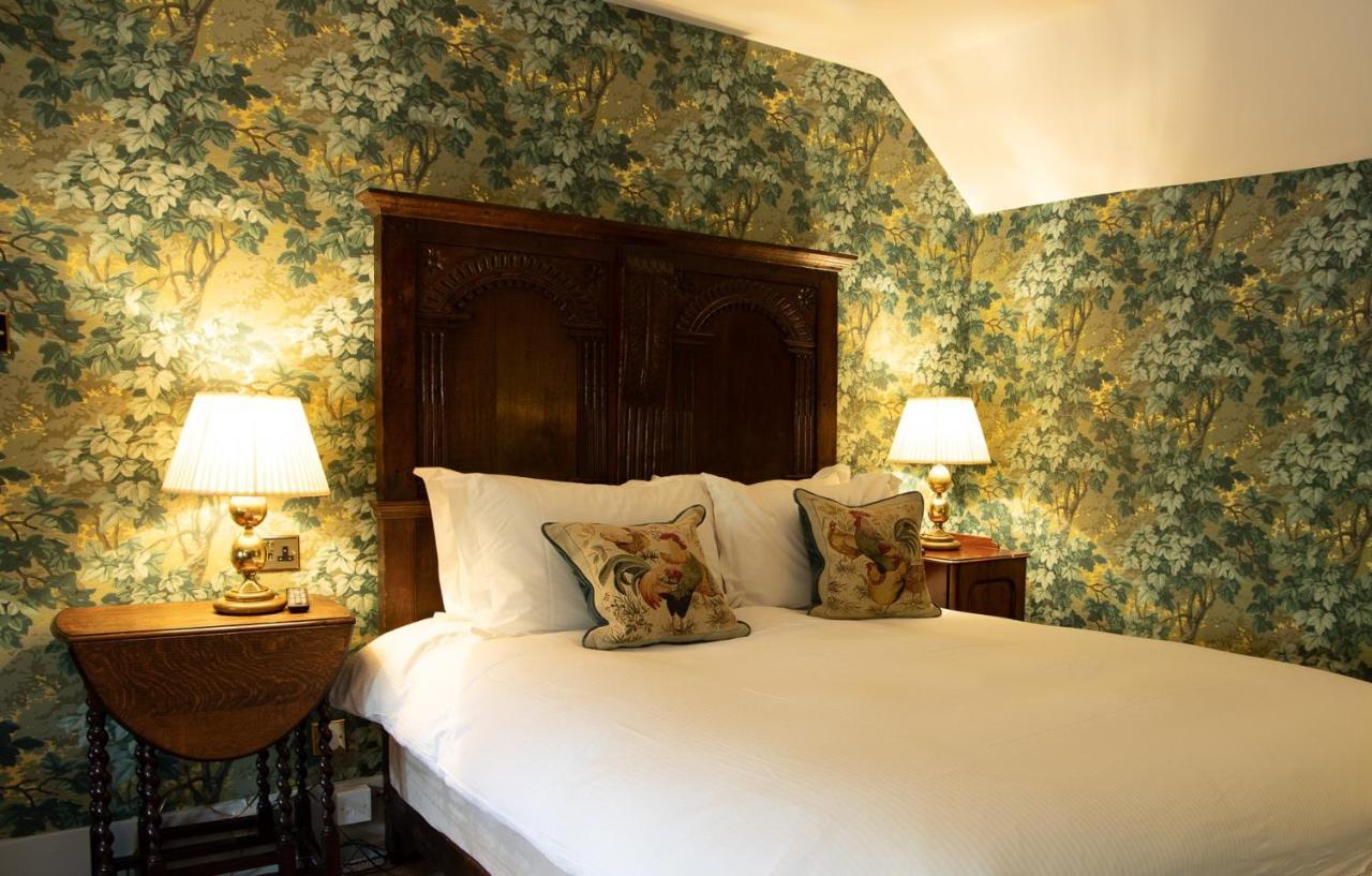 Ockenden Manor Hotel & Spa Cuckfield Екстериор снимка
