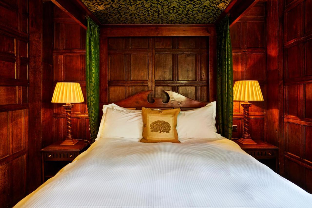 Ockenden Manor Hotel & Spa Cuckfield Екстериор снимка