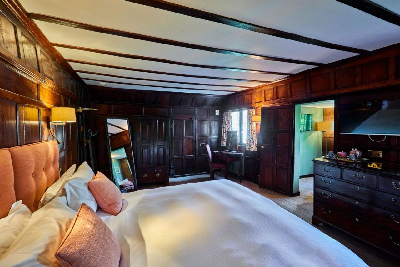 Ockenden Manor Hotel & Spa Cuckfield Екстериор снимка