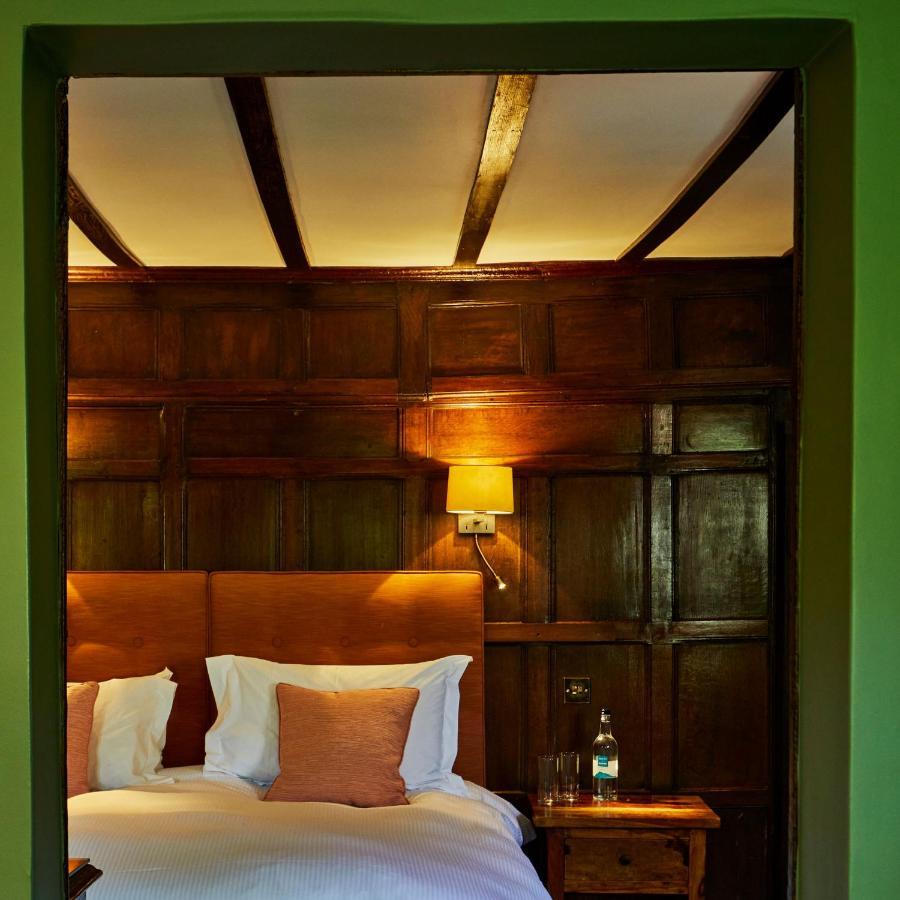 Ockenden Manor Hotel & Spa Cuckfield Екстериор снимка