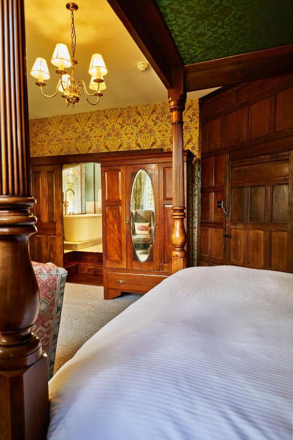 Ockenden Manor Hotel & Spa Cuckfield Екстериор снимка