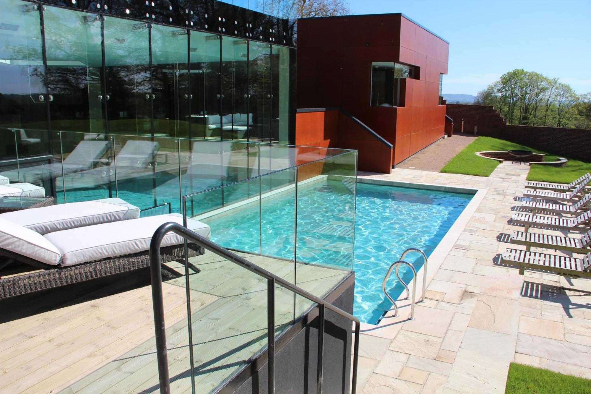 Ockenden Manor Hotel & Spa Cuckfield Екстериор снимка