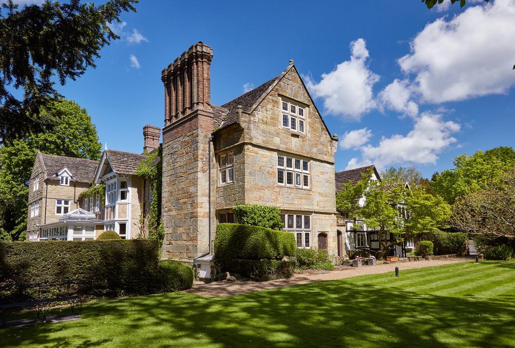 Ockenden Manor Hotel & Spa Cuckfield Екстериор снимка