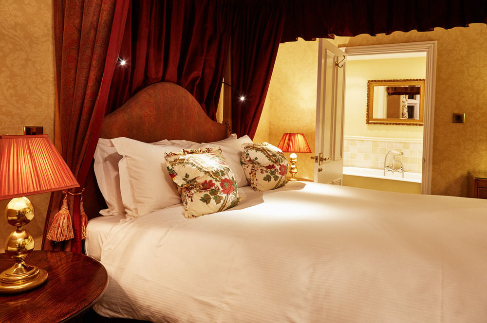 Ockenden Manor Hotel & Spa Cuckfield Екстериор снимка