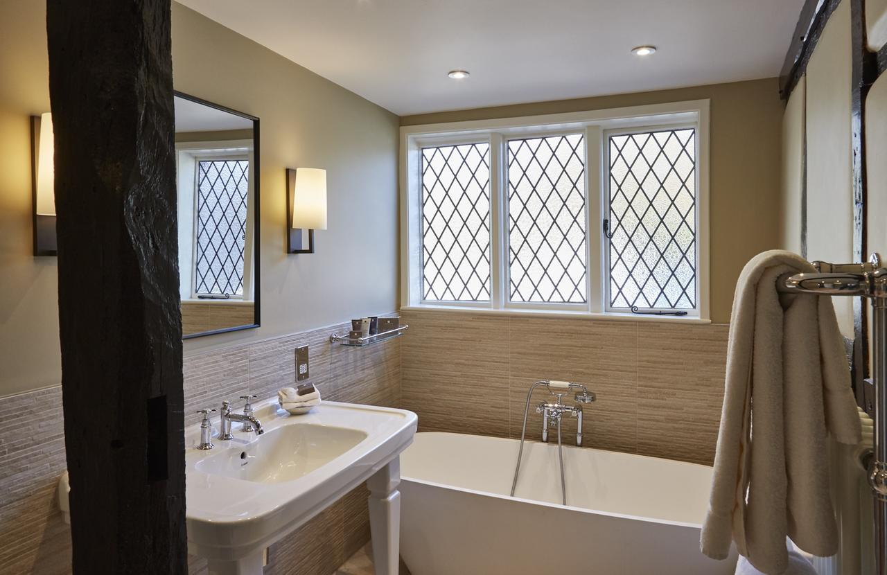 Ockenden Manor Hotel & Spa Cuckfield Екстериор снимка