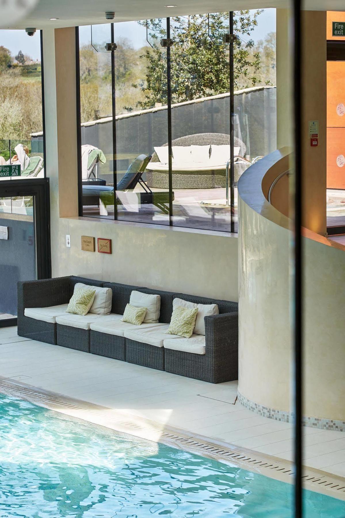 Ockenden Manor Hotel & Spa Cuckfield Екстериор снимка
