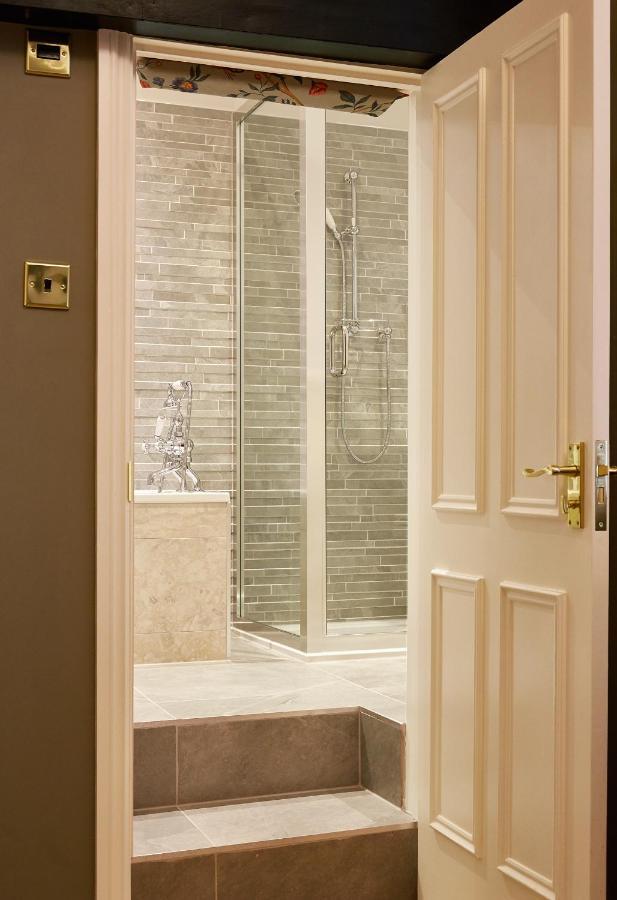 Ockenden Manor Hotel & Spa Cuckfield Екстериор снимка