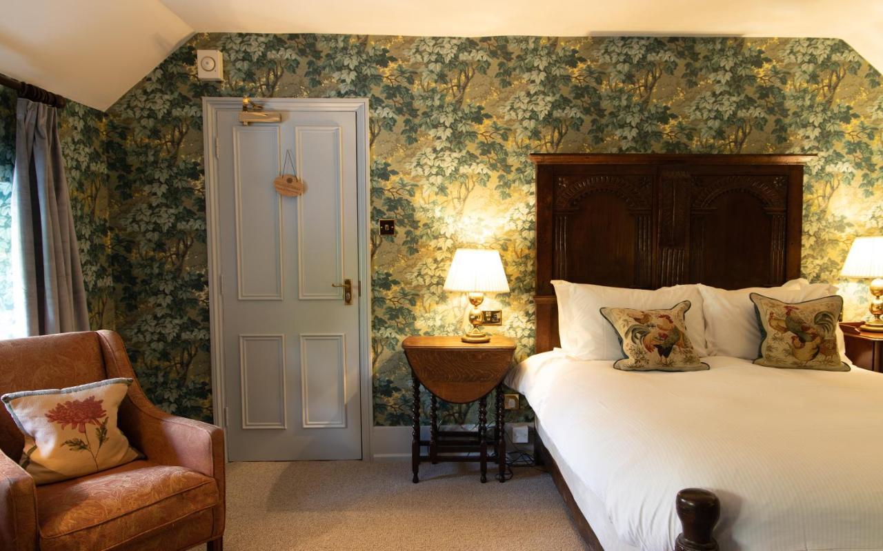 Ockenden Manor Hotel & Spa Cuckfield Екстериор снимка